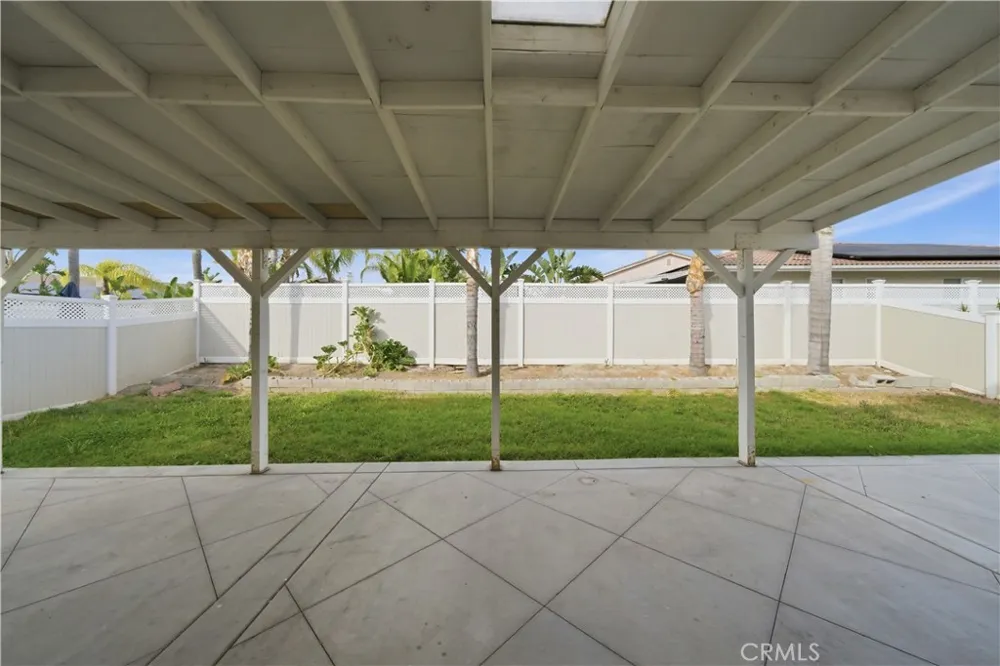 6710 Black Hawk Road Eastvale, CA 92880