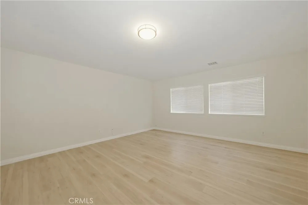 6710 Black Hawk Road Eastvale, CA 92880