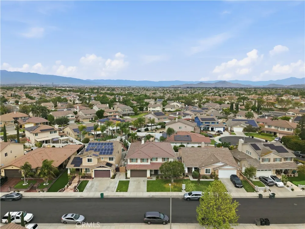 6710 Black Hawk Road Eastvale, CA 92880