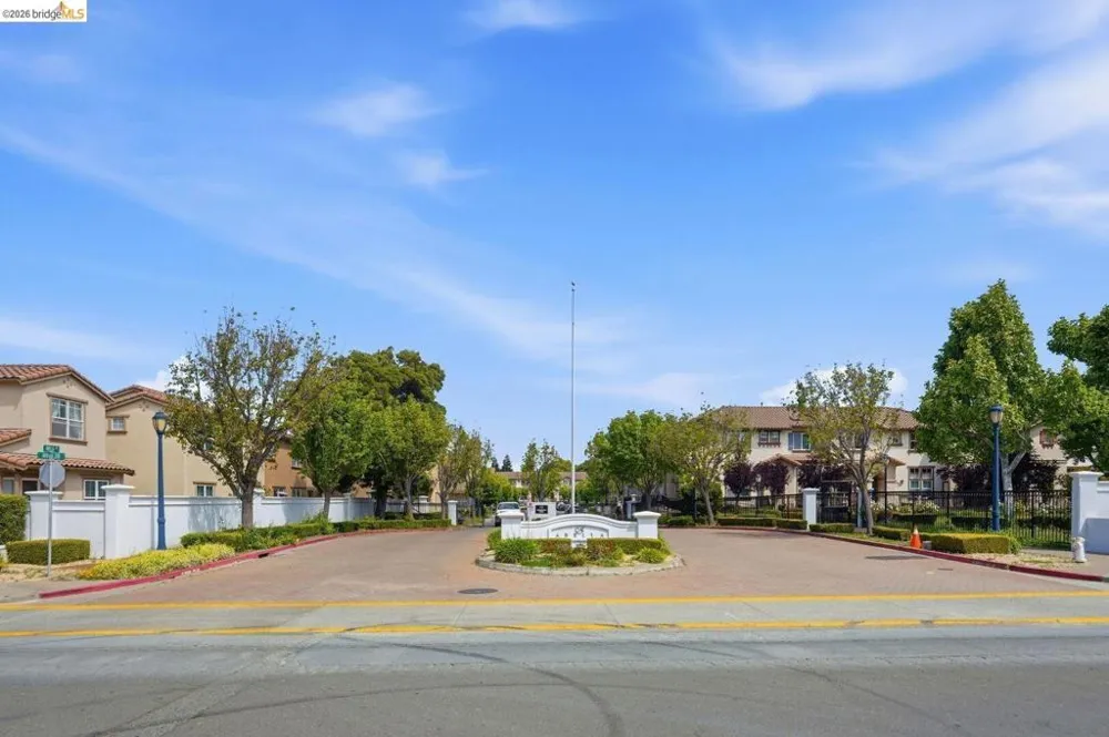 214 Carmel ST San Pablo, CA 94806