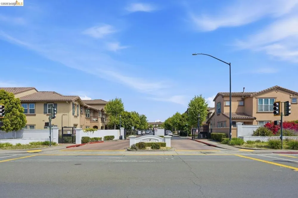 214 Carmel ST San Pablo, CA 94806