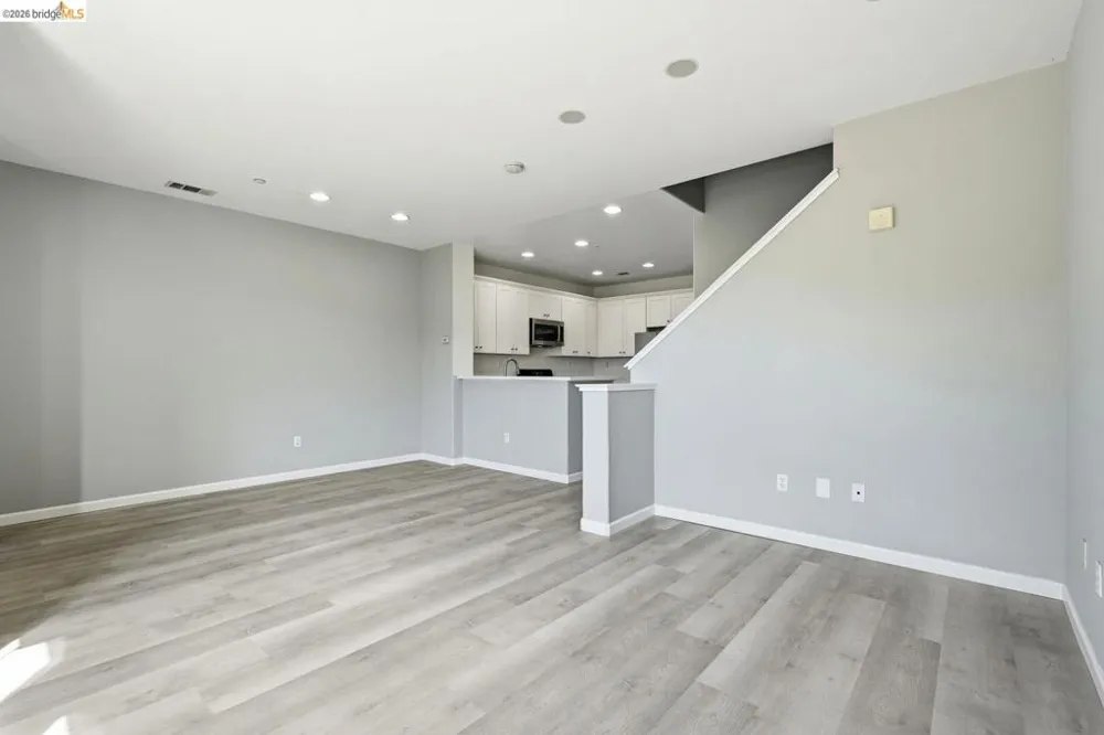 214 Carmel ST San Pablo, CA 94806