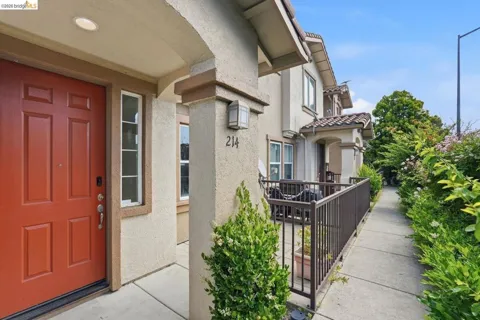 214 Carmel ST