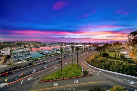 1200 Harbor Drive #7-C