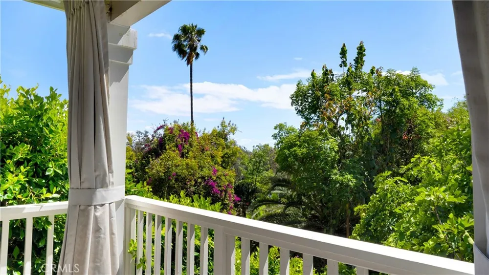 407 Alta Vista Avenue South Pasadena, CA 91030