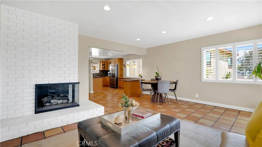 407 Alta Vista Avenue South Pasadena, CA 91030