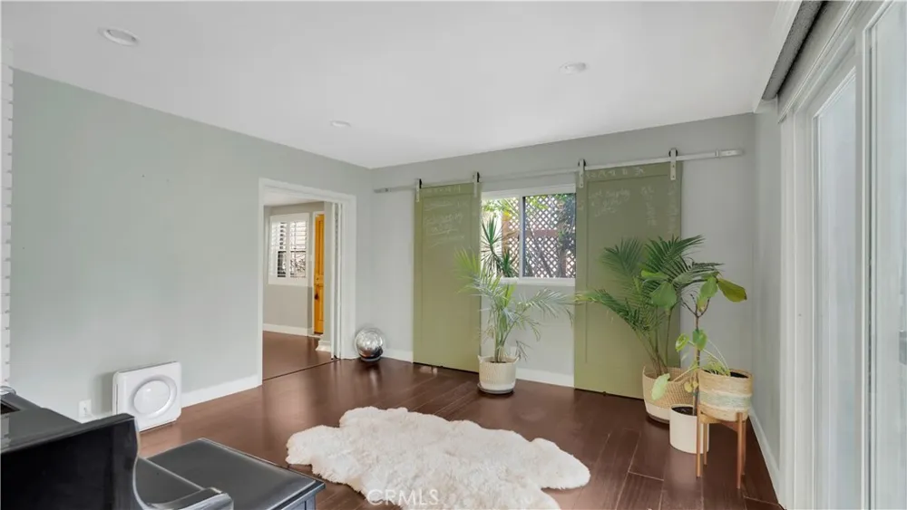 407 Alta Vista Avenue South Pasadena, CA 91030