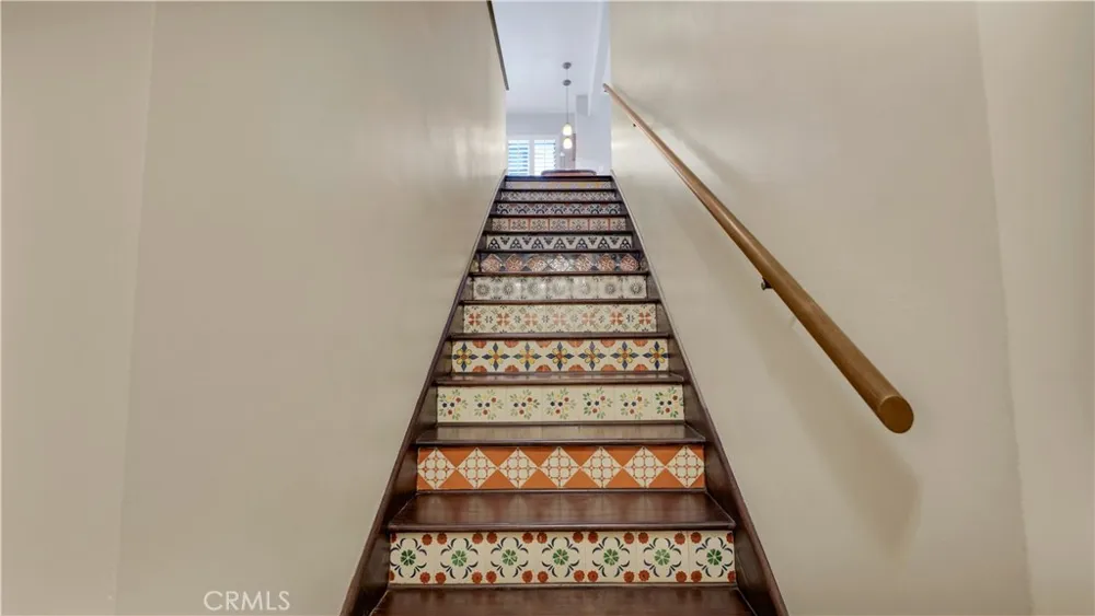 407 Alta Vista Avenue South Pasadena, CA 91030