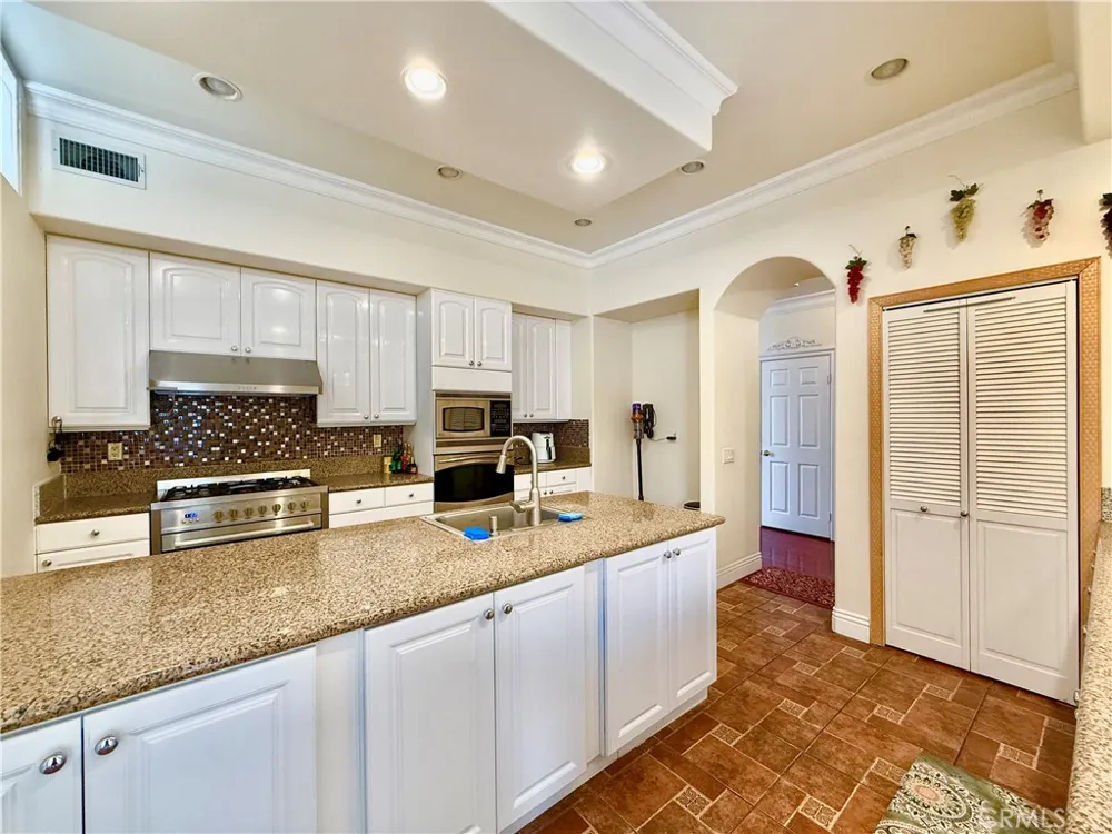 20128 Candleflame Court Walnut, CA 91789