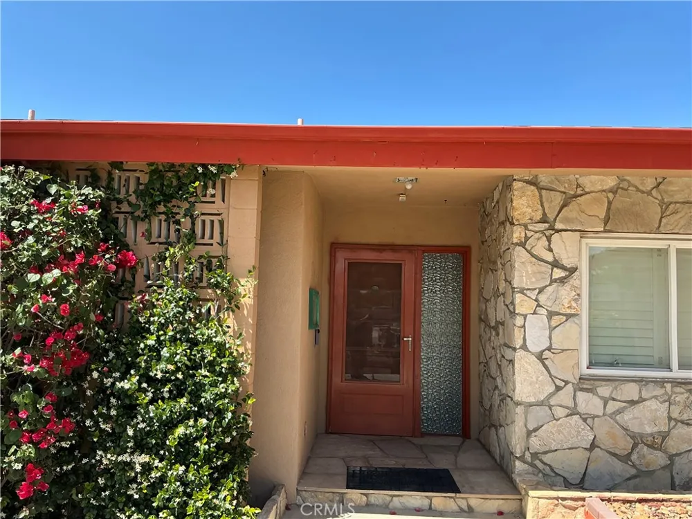 11735 Peach Tree Yucaipa, CA 92399