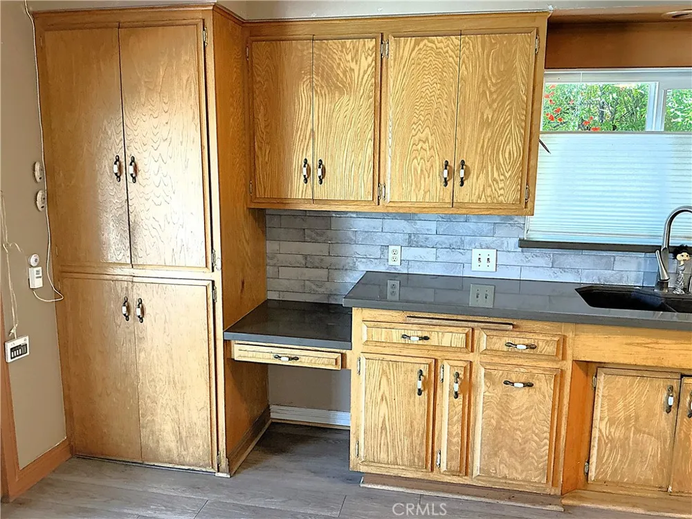 11735 Peach Tree Yucaipa, CA 92399