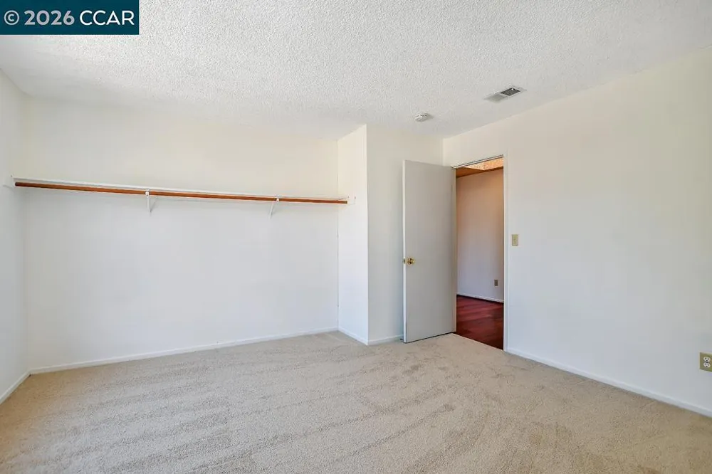 65 Edgewater Pl Pittsburg, CA 94565