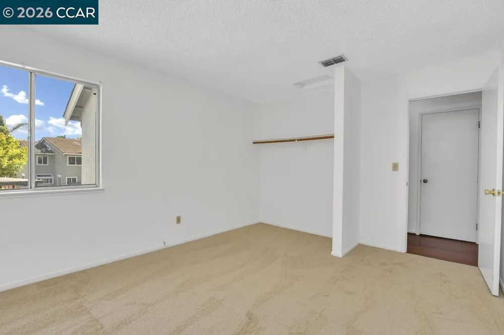 65 Edgewater Pl Pittsburg, CA 94565