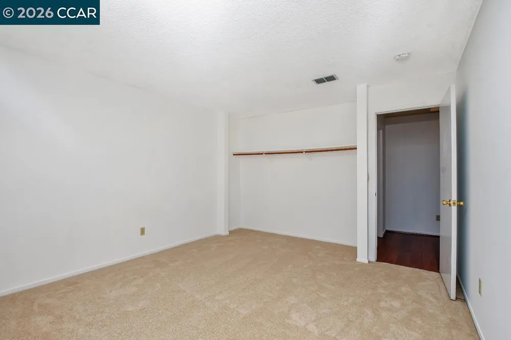 65 Edgewater Pl Pittsburg, CA 94565