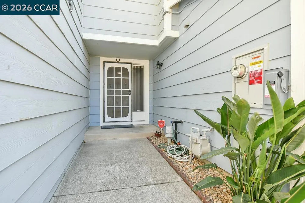65 Edgewater Pl Pittsburg, CA 94565