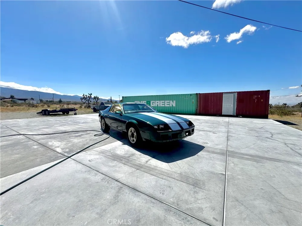 2775 Duncan Road Phelan, CA 92371