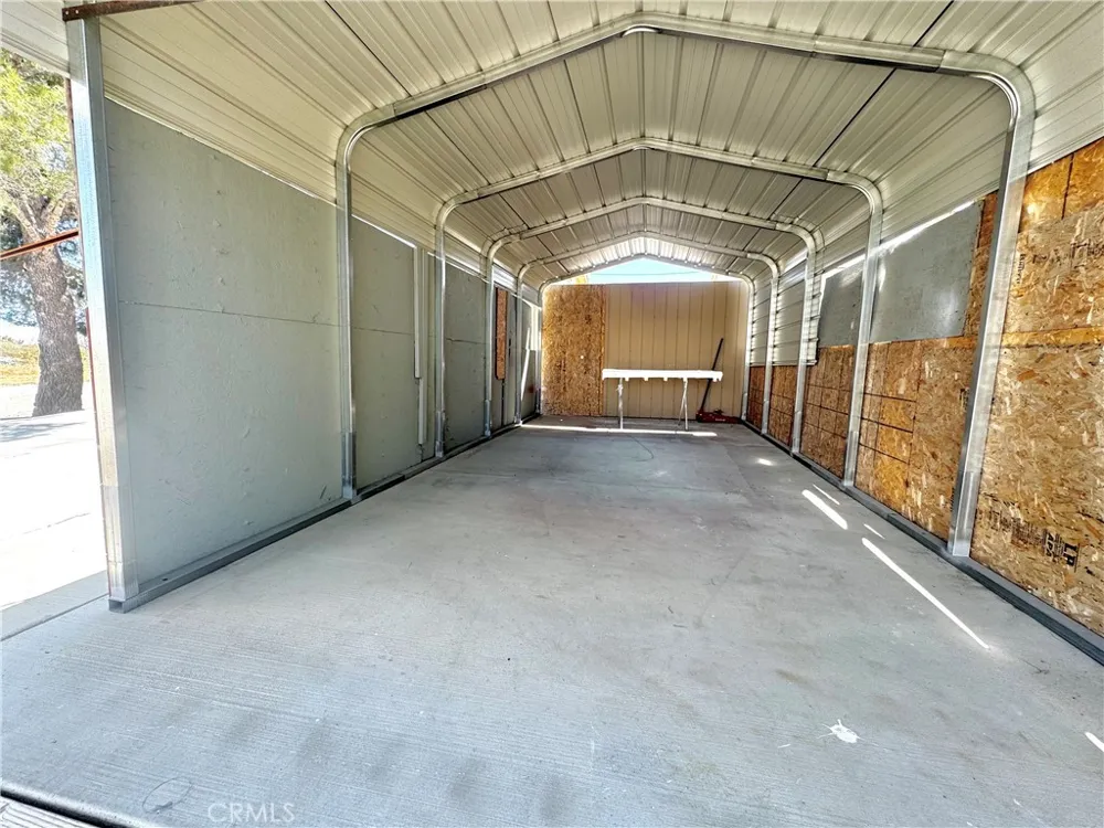 2775 Duncan Road Phelan, CA 92371