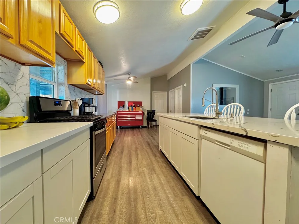 2775 Duncan Road Phelan, CA 92371