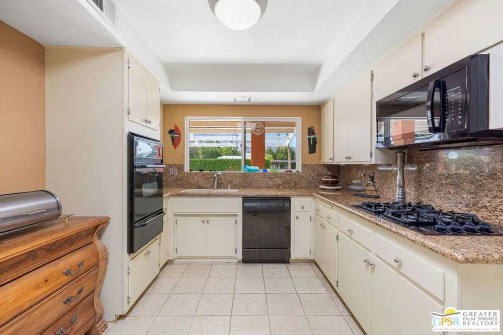 73070 Shadow Mountain Drive Palm Desert, CA 92260