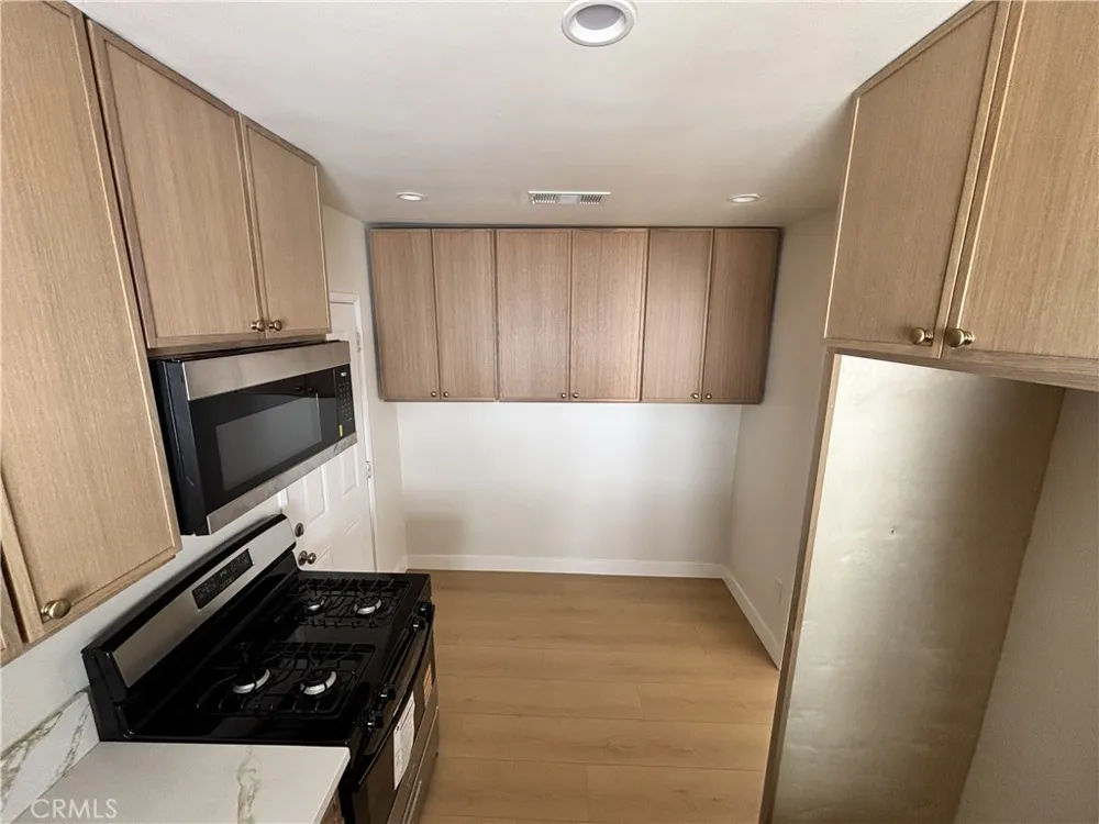 974 W 5th San Pedro, CA 90731