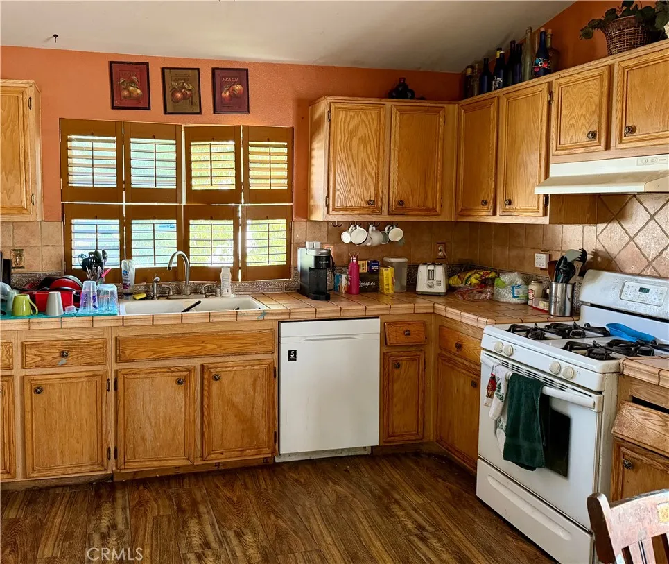 1460 Stratus San Jacinto, CA 92582