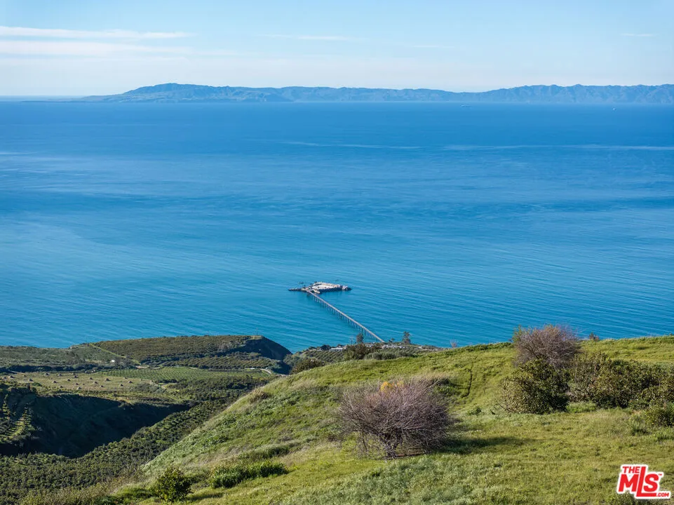 8560 Ocean View Road Ventura, CA 93001