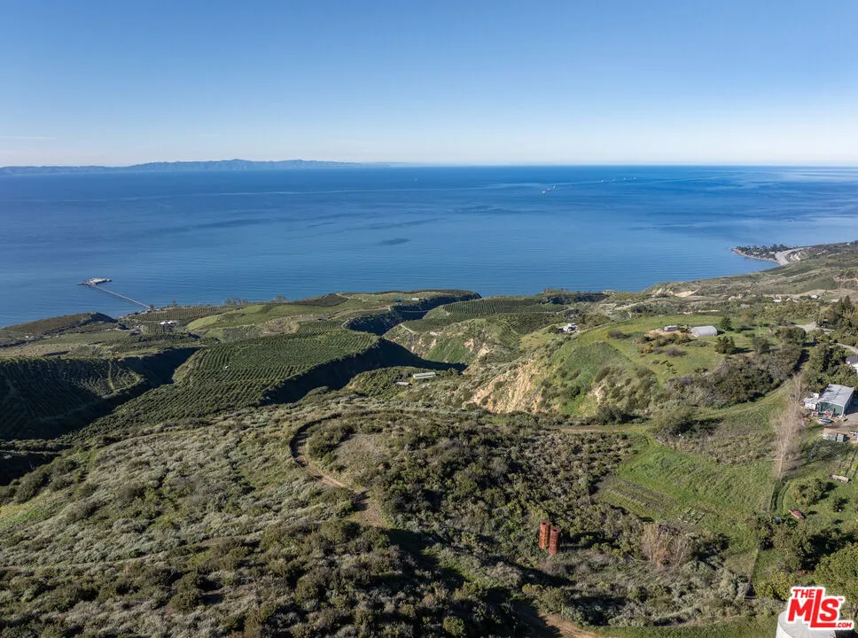 8560 Ocean View Road Ventura, CA 93001