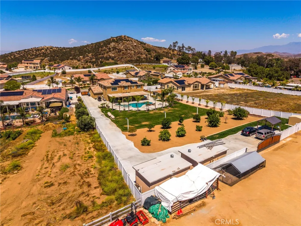 32797 Hayden Menifee, CA 92584