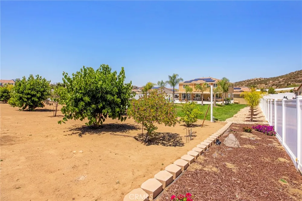 32797 Hayden Menifee, CA 92584