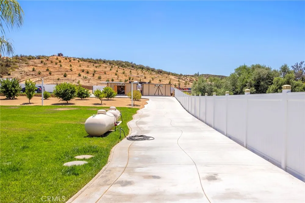 32797 Hayden Menifee, CA 92584