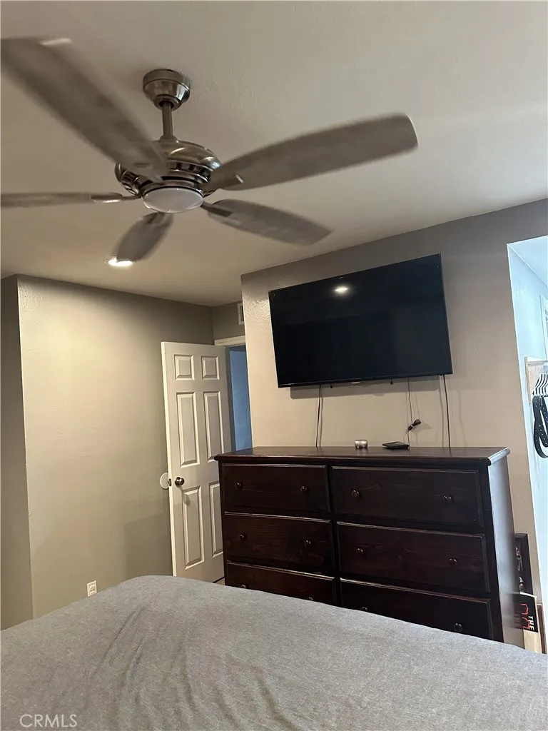 1135 Rosecrans Fullerton, CA 92833