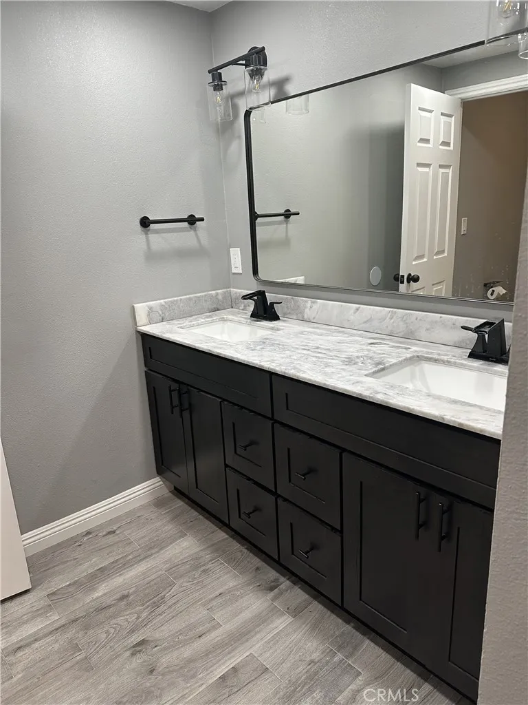 1135 Rosecrans Fullerton, CA 92833