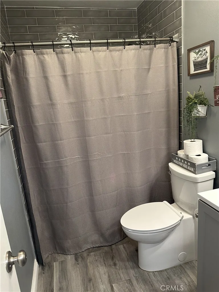 1135 Rosecrans Fullerton, CA 92833