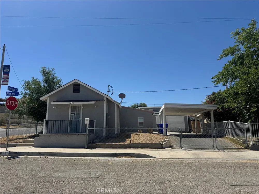 408 Pioneer Street Barstow, CA 92311