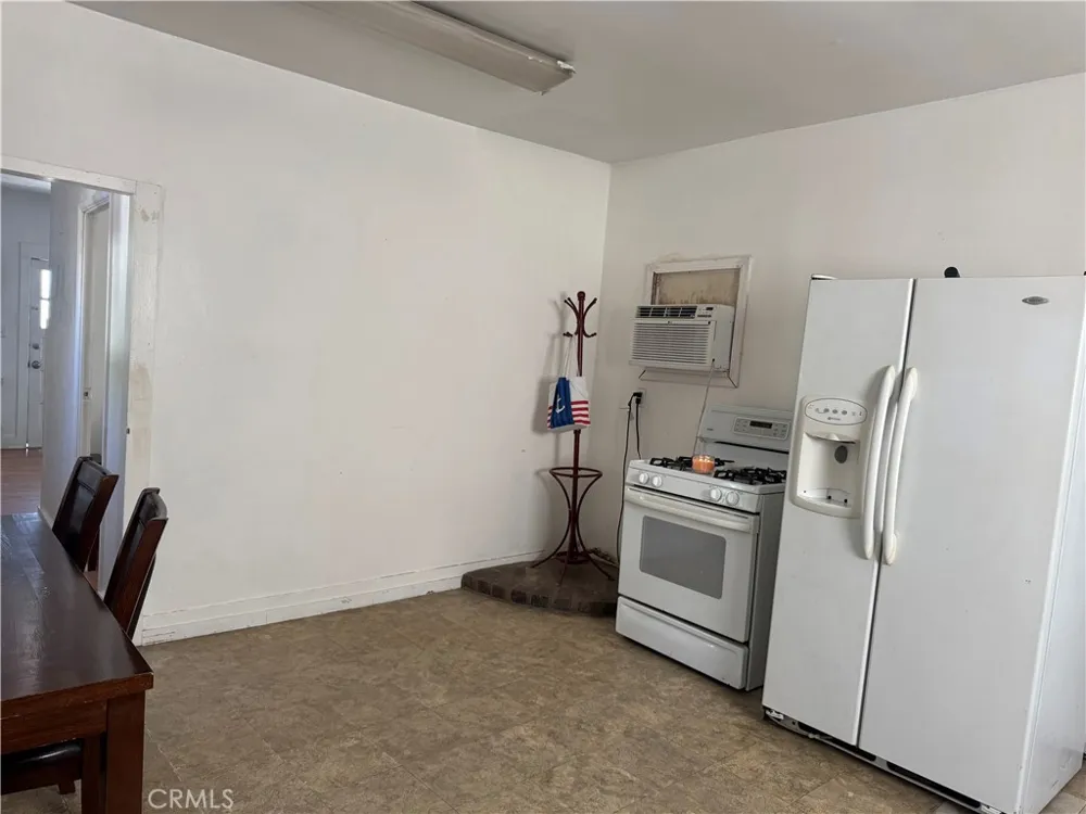 408 Pioneer Street Barstow, CA 92311