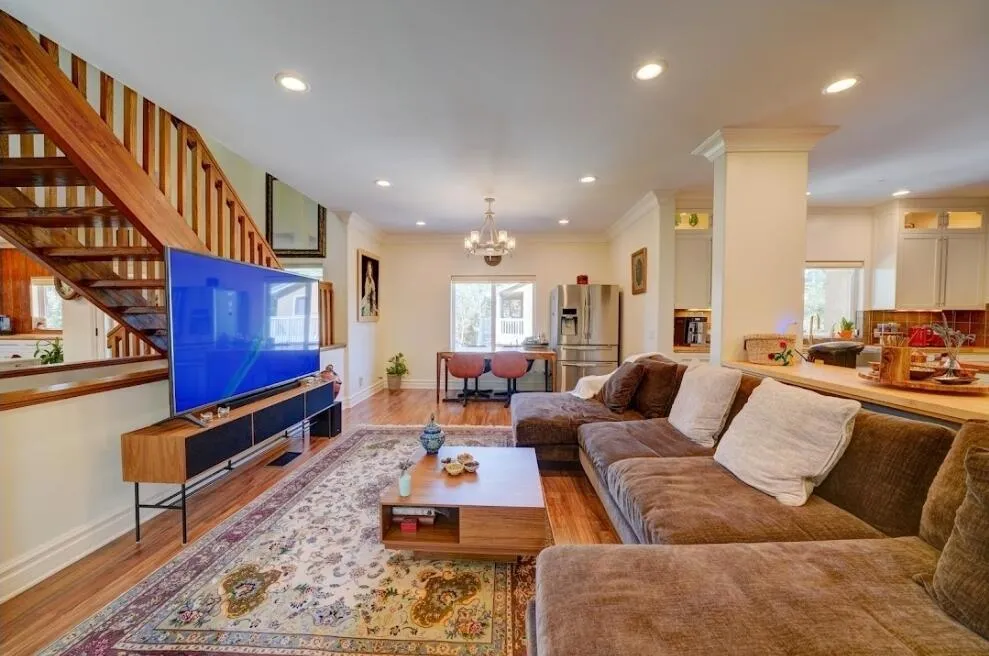 1377 Knoll Road Redlands, CA 92373