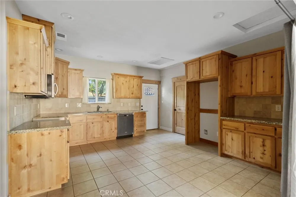 1914 Oleander Chico, CA 95926