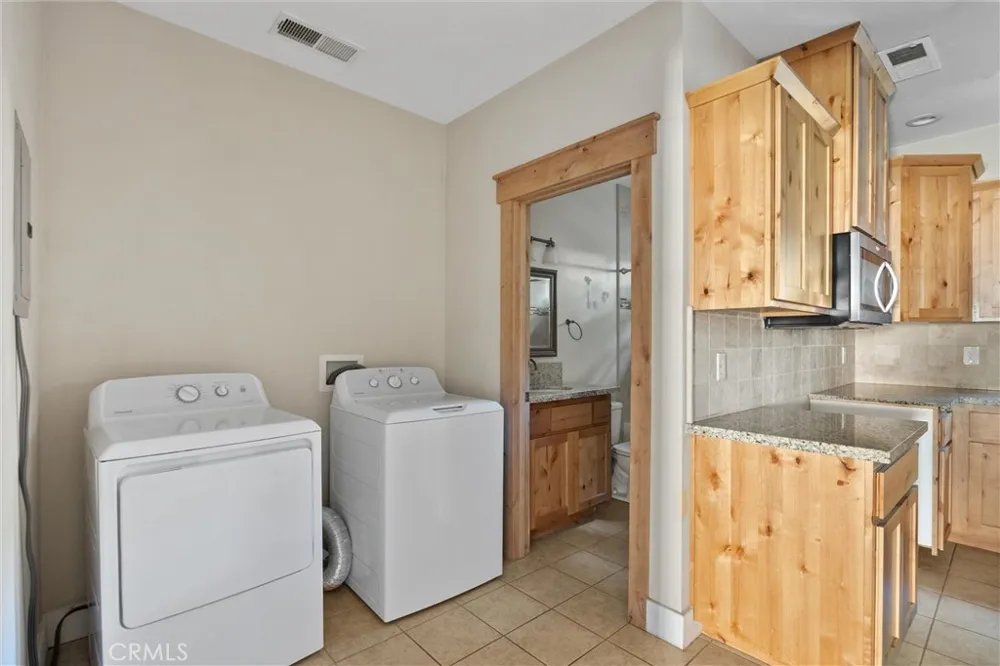 1914 Oleander Chico, CA 95926
