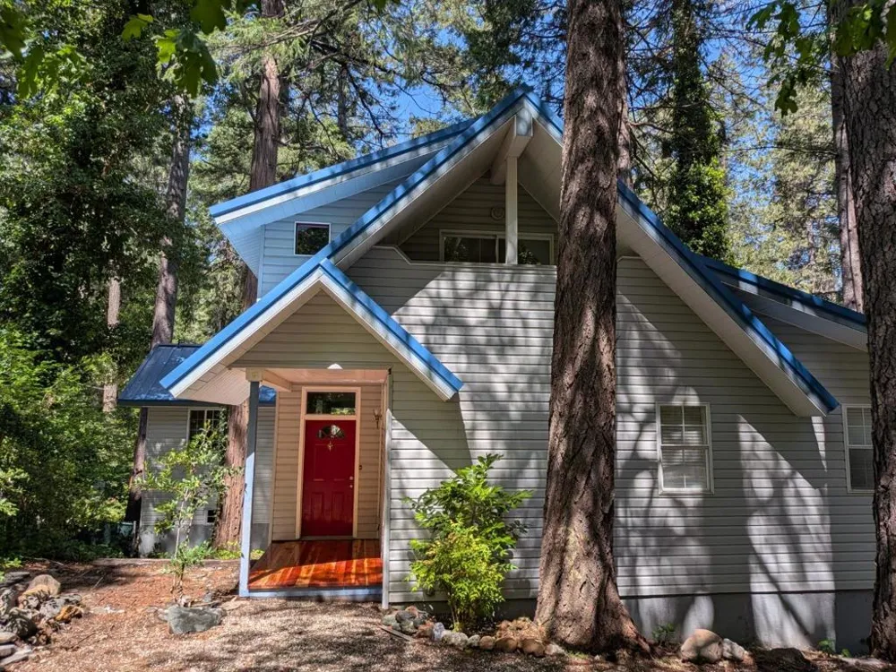 13020 Sadie D Drive Nevada City, CA 95959