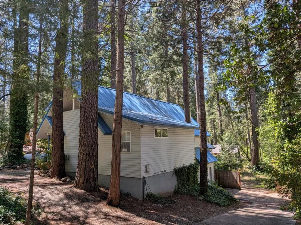 13020 Sadie D Drive Nevada City, CA 95959