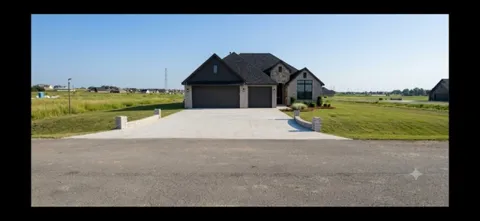 5677 E 136th Place