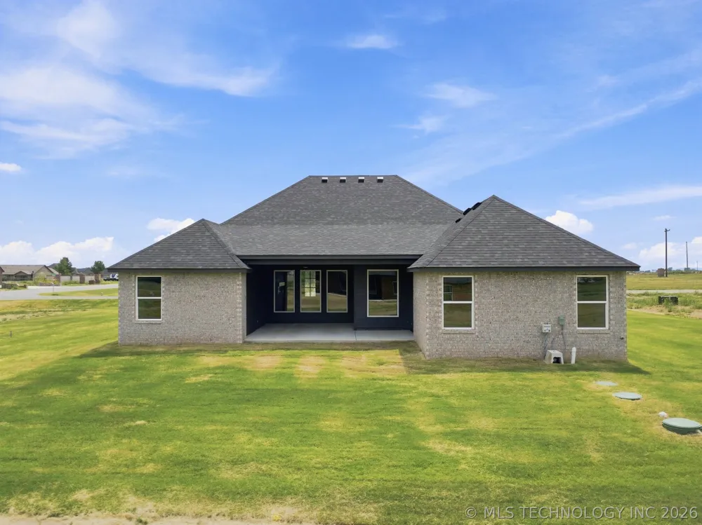 5677 E 136th Place Collinsville, OK 74021