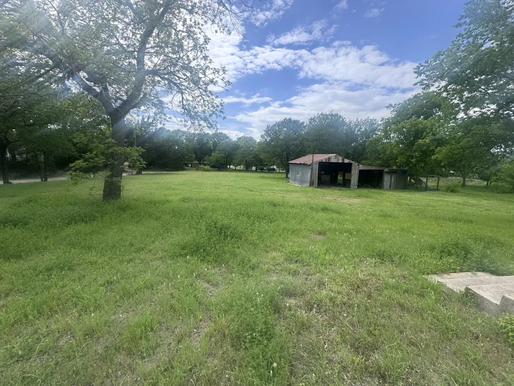 1210 E Old Chico Road Decatur, TX 76234