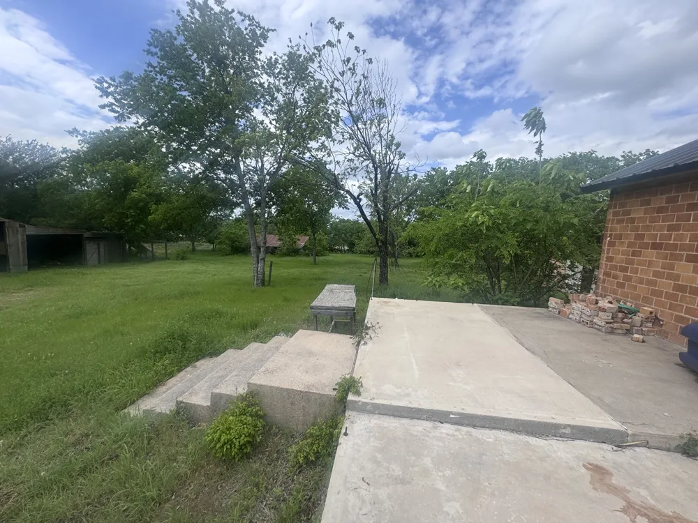 1210 E Old Chico Road Decatur, TX 76234