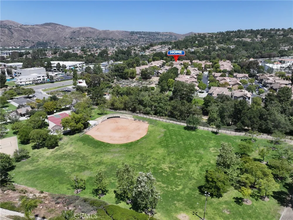 512 S Hollydale Anaheim, CA 92808