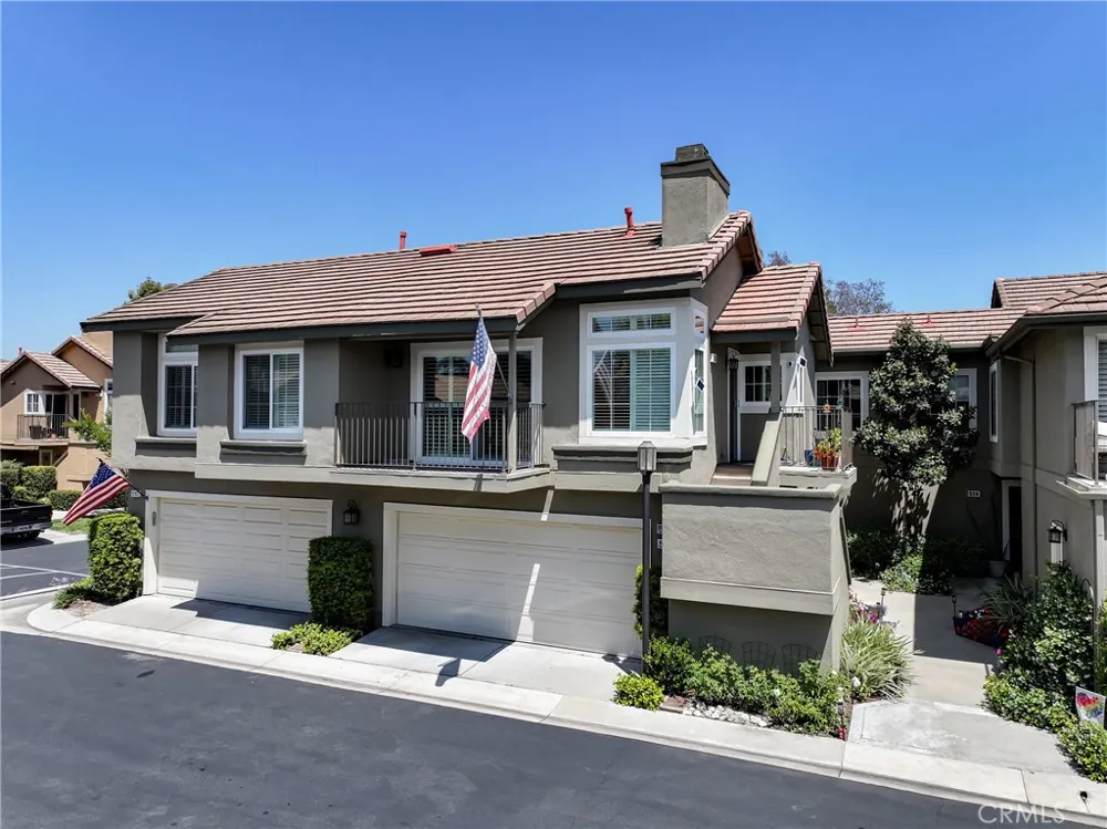 512 S Hollydale Anaheim, CA 92808