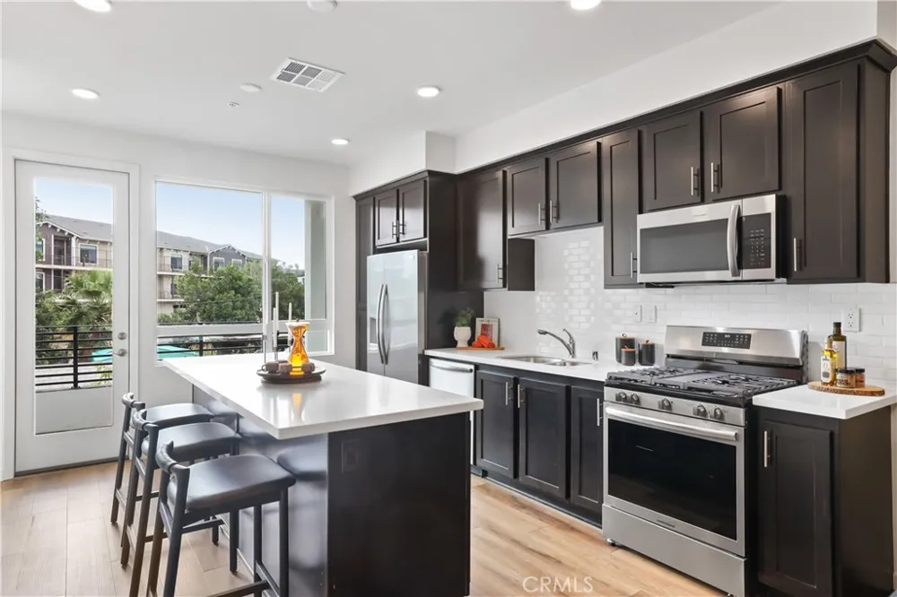 29 Bigsby Drive Stanton, CA 90680