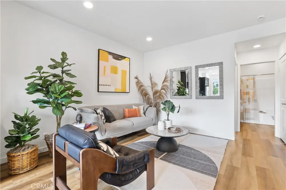 29 Bigsby Drive Stanton, CA 90680
