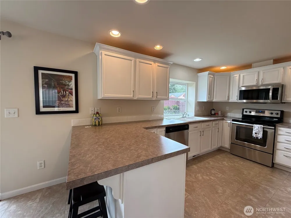 611 Andrews Avenue Cosmopolis, WA 98537