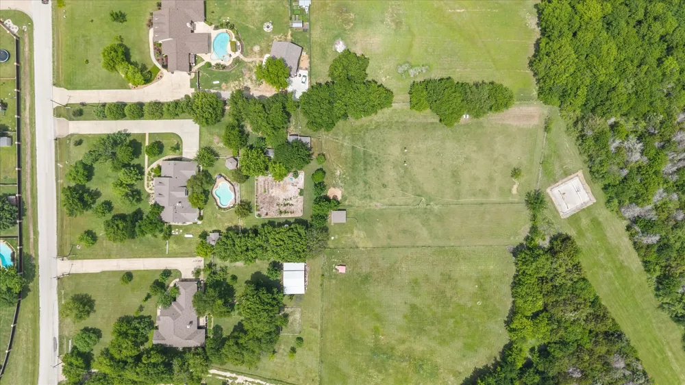 801 Seeton Road Mansfield, TX 76063